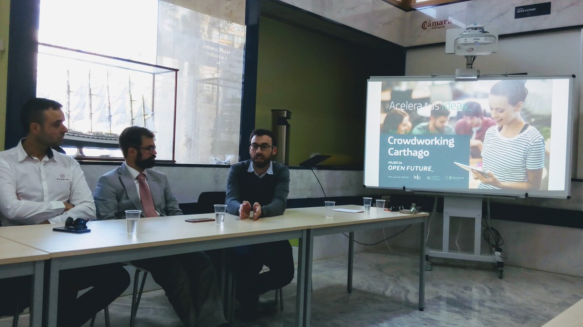 talentUPCT's tweet photo. 🗣️@JoseAngelFonta de @ObrasSioux, ganador de @Yuzzing 2015 en @UPCTnoticias, nos cuenta la evolución de su proyecto en #CrowdworkingCarthago https://t.co/P6UhCahHev