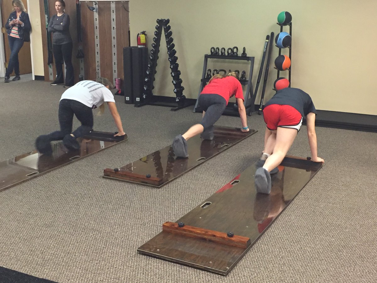 PrimePerformGA's tweet photo. "Strength and conditioning professionals who incorporate a properly designed and supervised training program can help their young athletes train, compete, and reduce the likelihood of injury" (NSCA). Come let our professionals assist your youth athlete! #PRIMETRAIN https://t.co/JgcBl4pjRm