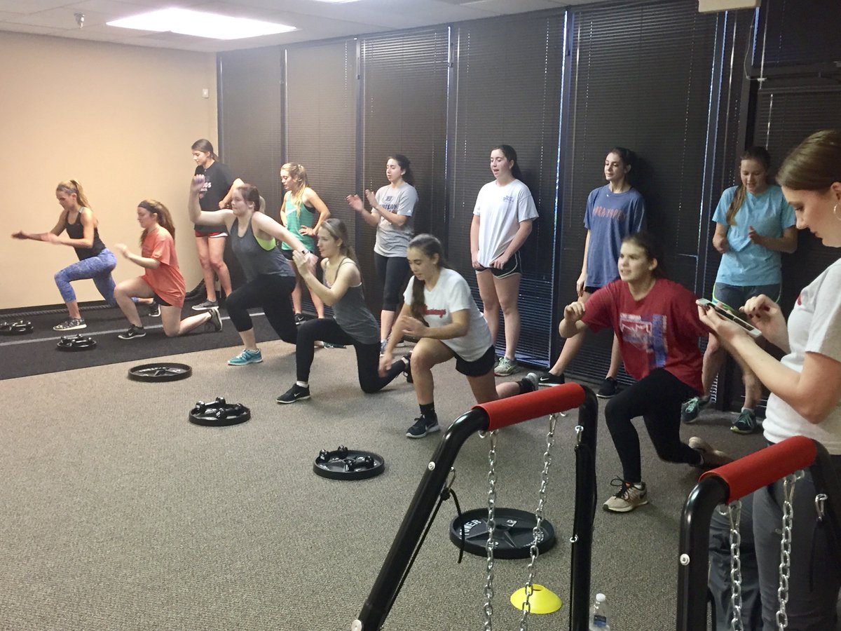 PrimePerformGA's tweet photo. "Strength and conditioning professionals who incorporate a properly designed and supervised training program can help their young athletes train, compete, and reduce the likelihood of injury" (NSCA). Come let our professionals assist your youth athlete! #PRIMETRAIN https://t.co/JgcBl4pjRm