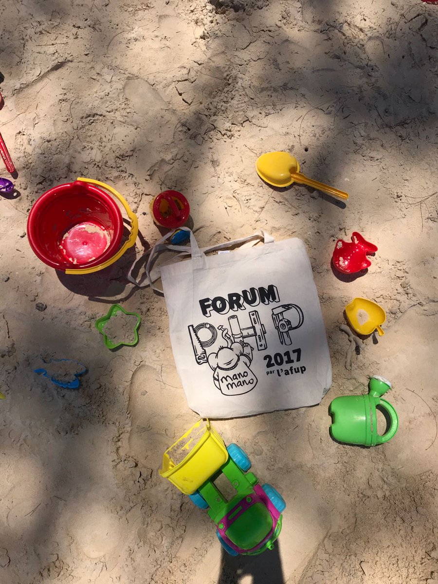 afup's tweet photo. Le #forumphp 2017 vous a donné envie de devenir speaker ? Profitez de l’étape montpelliéraine du #phptour 2018 pour bénéficier du programme de mentoring. On vous prépare un bac à sable pour vous entrainer !
https://t.co/jmnNCy7ndP https://t.co/XYHnWiRjMi