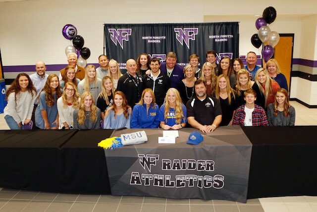 tgsoftball00's tweet photo. #SigningDay 
We're so proud of our @bellacaracciolo signing on the dotted line and officially becoming a member of @MSUEaglesSB! 
Congratulations! 
Read more here from @MSUEagles https://t.co/i7ZGCs8gMl https://t.co/XJLF9R7bb7