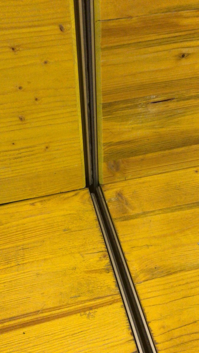 _alumilux's tweet photo. Stand #OTIIMA a @Batimat .OTIIMA was double award winner on 2017 , #A_Batimat #A_Paris #A_Otiima https://t.co/9bsdD2vQz0