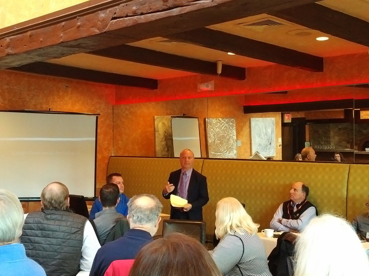 RecipeofSuccess's tweet photo. @LDOarchitect educating @WestportBNI on #architecture #BNI #BNICT #network #TYFCB #referrals #marketing @ChromaSites @LucidPointe @TammieCrainich @DMinske @800askmark @ThenAgainCT @AllysonMaida https://t.co/5PLgx1v6MQ