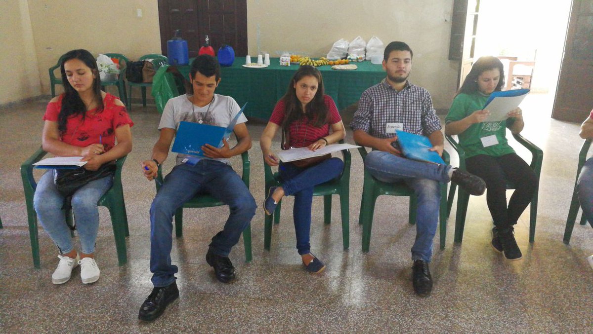 mamb4444's tweet photo. Organiza la Dirección de Género y Juventud Rural #DGyJR del @magparaguay en coordinación con la #DEAg y la @DEA_MAGPY https://t.co/49fPGrBbFY
