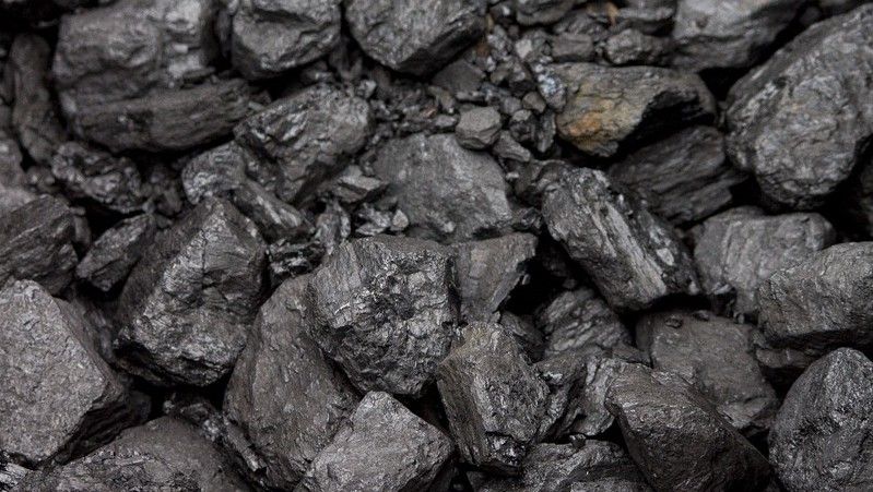 ClimateHome's tweet photo. The text of the #ParisAgreement on #climatechange doesn’t include the phrase “fossil fuels.” https://t.co/i3fD73wEFR #COP23 https://t.co/O3csPSwGrX