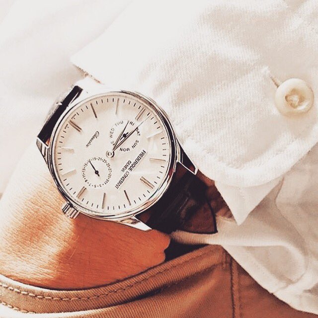 WatchNationShop's tweet photo. Absolutely timeless, this Classic Quartz from @FrederiqueConst will ensure you’re always in style 👌🏼 You can shop this exact watch with an exclusive 10% off using the code Constant10 NOW 👉🏼 https://t.co/QD8ONTuqj0 #FrederiqueConstant #ClassicQuartz #SwissWatch https://t.co/2zylcqnHrF