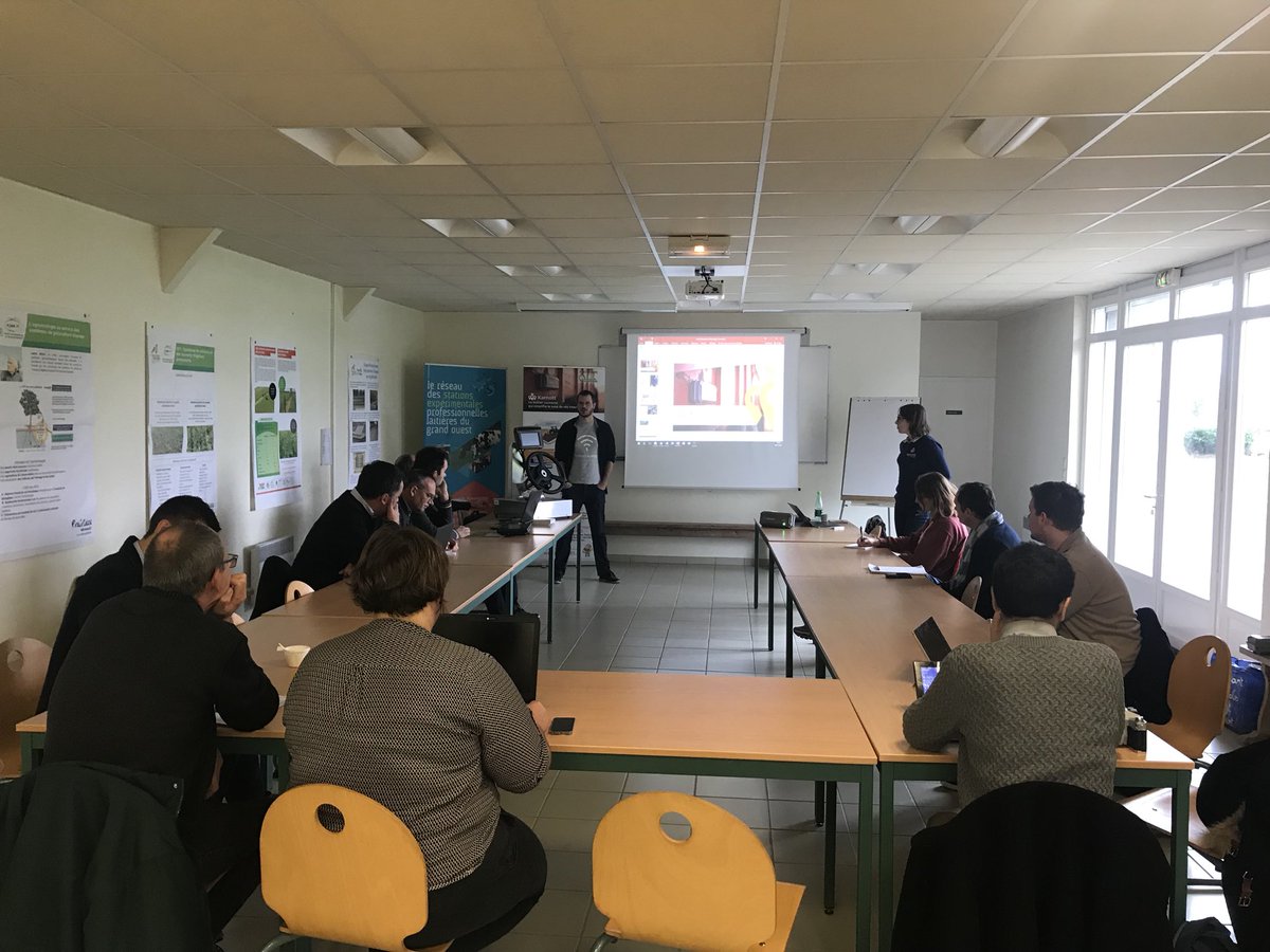 agri_up's tweet photo. Rdv à la Ferme Expé de la Blanche-Maison cet après-midi pour les Rencontres Agri-Numériques Normandes sur le thème #tracteurconnecté https://t.co/Ycl2OCEEs4