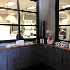 WinansChocolate's tweet photo. Tour information can be found on our website at https://t.co/k3PZawgR6L.
#BehindtheScenes #WinansExperience #TouringWinans #ChocolateTour #WinansChocolate #WinansCoffee https://t.co/tTqNzk6Dgs