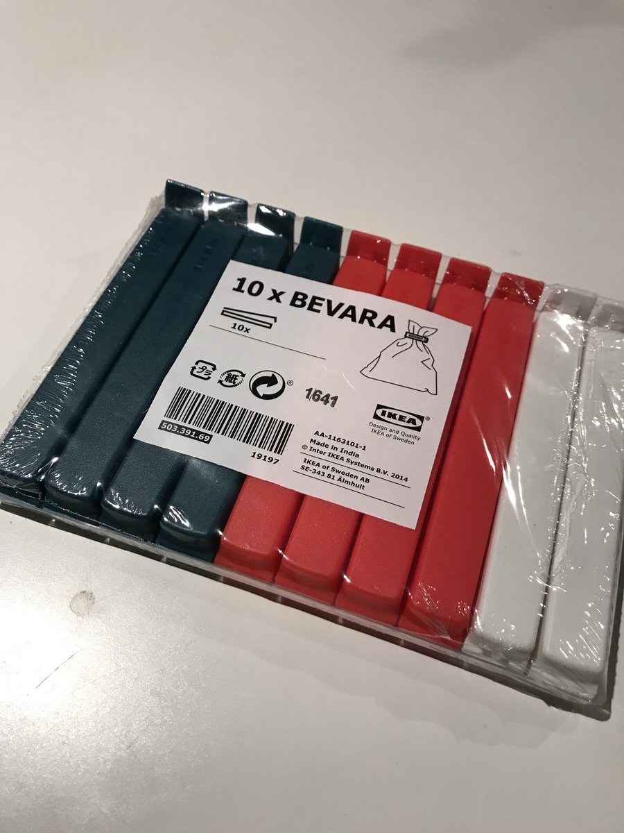 Innovative_Cie's tweet photo. L’équipe @_LaFabrique chaud bouillante, nous aussi on veut #kacker les produits #IKEA achats ok! Maintenant #creativite #Jugaad @NaviRadjou https://t.co/RsAmxRpmu3
