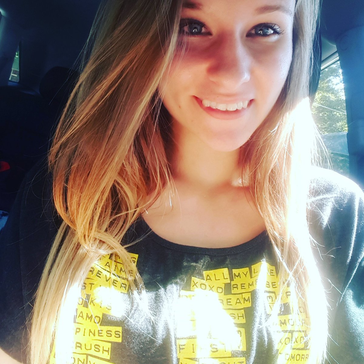 summerdawn05's tweet photo. Going to try out this Twitter thing again haha :D https://t.co/SvGFCqqPZQ