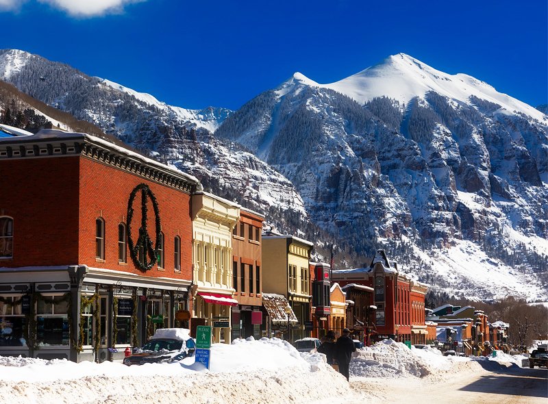 HuntingtonLive's tweet photo. Top 12 Luxe Winter Escapes in the US - 2017-2018 Season - #Travel https://t.co/BKNrb8cKad https://t.co/J9dKDQQBLU