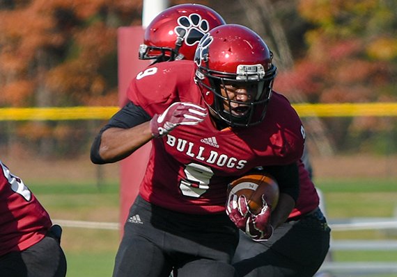 DeanAthletics's tweet photo. FB News | More Regional And National Honors Roll In For @DeanBulldogsFB Star Marquez Walls (@3Marquezwalls) After 3-INT, Punt Return TD Showing Against Maritime https://t.co/WGbLzh08yL #WeAreDean https://t.co/moyrsARa0U