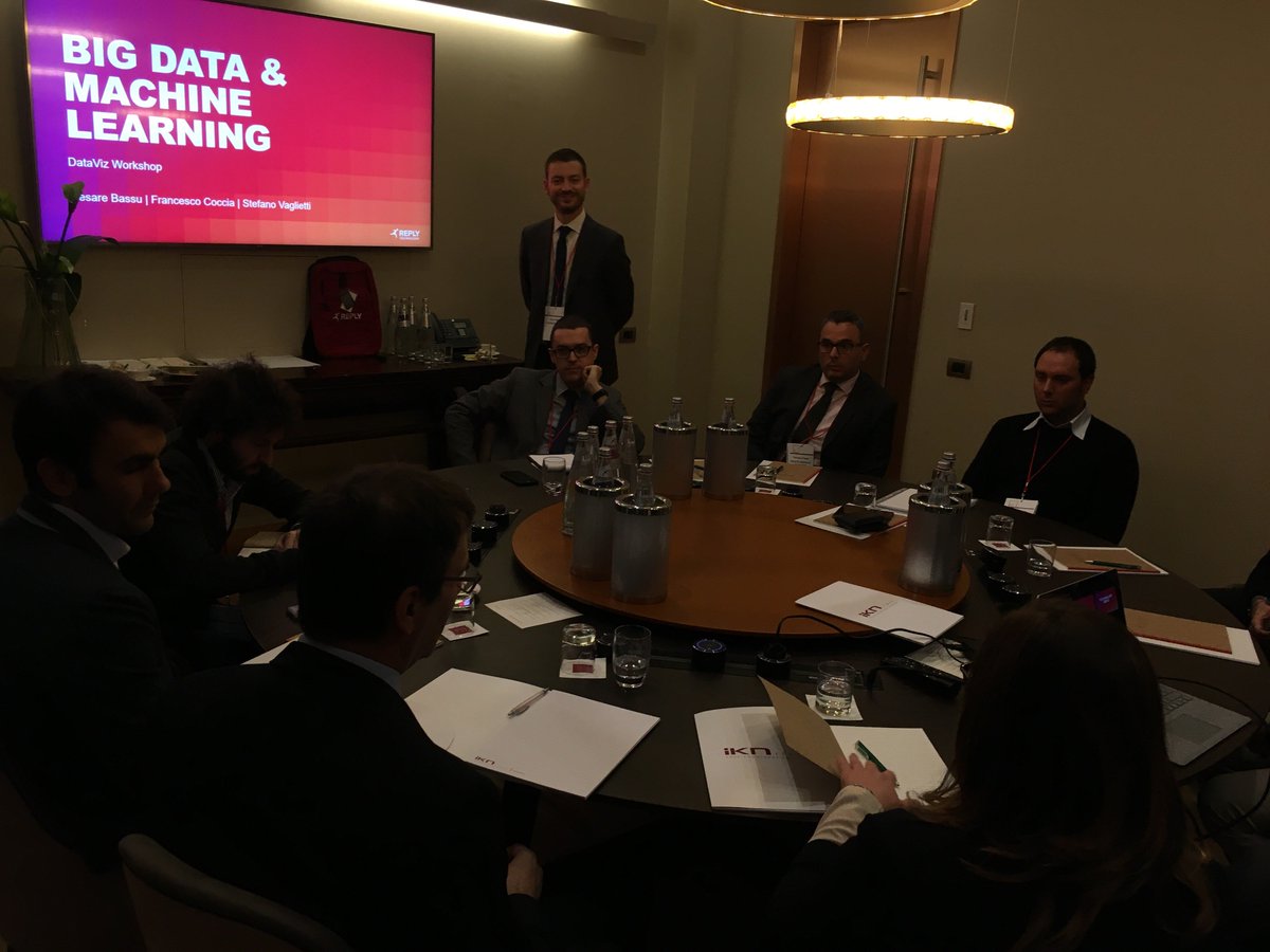 Reply_ITA's tweet photo. Oggi #TechnologyReply guida la #businesstable “From #MachineLearning to Business Value” in programma a #DataVizDay. @IKN_Italy https://t.co/RYk5qQyQKR