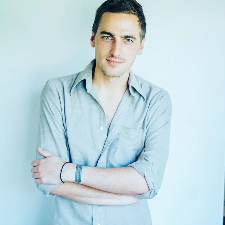 bigtimelayout's tweet photo. Kendall Schmidt layout 👽
• rt if you save it (be honest)
• fav if you like it
• give credit https://t.co/b4nwsqDW4F