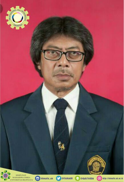 [WHAT'S IN] 

Kami ucapkan selamat ulang tahun kepada salah satu dosen kami, bapak Drs. Wasis, M.AB yg hari ini genap berusia 62 tahun 🎂🎁🎉

Semoga bapak selalu sehat dan bisa menjadi dosen yang baik untuk kami 😊