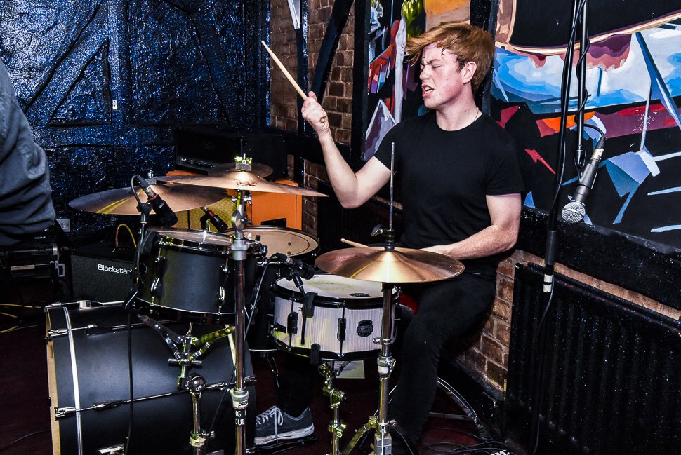 ProRedshiftBand's tweet photo. Check out these sick photos of our gig in Lincoln with @ChapterandVer5e! 🤘
#projectredshift #lincoln #nightlife #livemusic #rockband #rockmusic #neckdeep #metallica #chapterandverse #bass #vocals #drums #hardrock #sheffield #weststreetlive https://t.co/7GK7IlBFrb