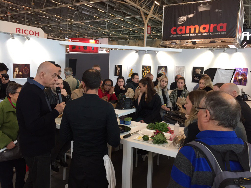 dreventParis's tweet photo. Venez au stand du FIPC, atelier de @Chef_DRodriguez et @LRodriguez_pics #SalonDeLaPhoto #PhotographieCulinaire https://t.co/IYxX9PZLYM