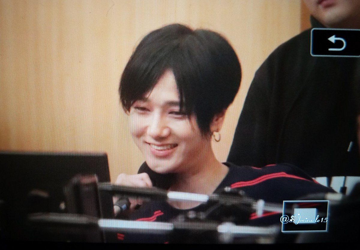 SJmiracle15's tweet photo. <Preview>171109 두시탈출 컬투쇼
#예성 #Yesung #superjunior #슈퍼주니어 https://t.co/0Lakt3vbHP