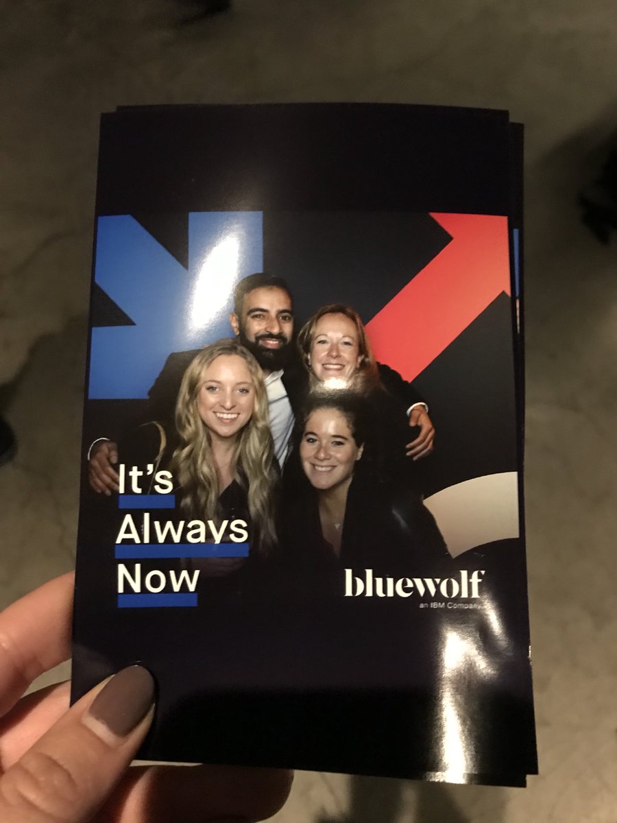 sara_perelman's tweet photo. Best and final night of #DF17 with the crew! Thanks @Bluewolf for a GREAT night at the #Bluewolf Social Club! #IBMiX https://t.co/eP08Frz9CD