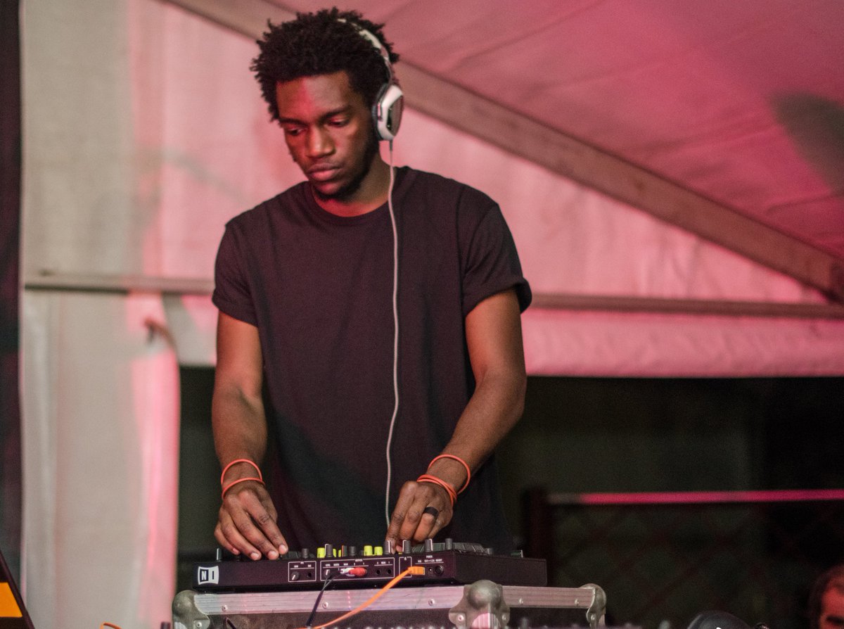 TheSambaKun's tweet photo. #Throwback to #JamesonConnects Orange Tree 28.10.17 👌🎧🎶 #techhouse #Lusaka #tbt #housemusic https://t.co/ycoEOSZwhn