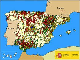 La_Lokomotora's tweet photo. A juzgar por la programación de #TVE y #Telemandril al #Pp le interesan mucho más los Romanov que las miles de fosas comunes en España https://t.co/ITreZKuYl8