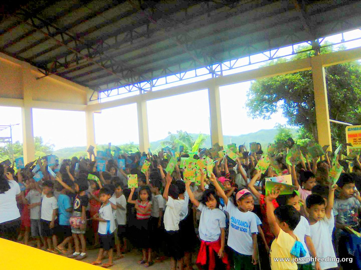josephfeeding's tweet photo. π«ππ²π Book of Hope Distribution and #Feeding #Outreach: Penafrancia Elementary School, Daraga, #Albay | More info: https://t.co/ejNsBgFZZd
#JFM #Regional #OutreachPH https://t.co/dC8aiaql0F