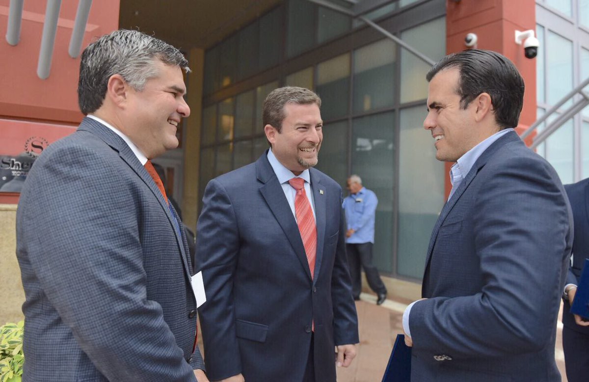 ricardorossello's tweet photo. Llegando a la Convención de la Asociación de Constructores de Puerto Rico para participar de su actividad como orador. https://t.co/TUFu4i643c