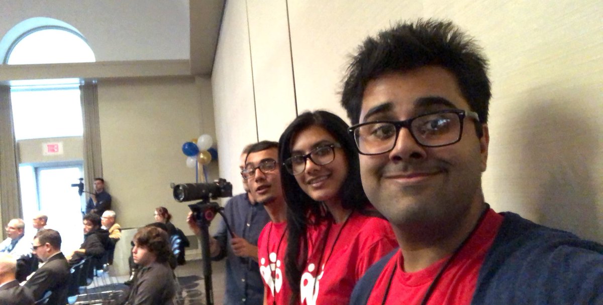 Crowds's tweet photo. Crowds had a great day at #drexelstartupfest17 We’re ready for Day 2!!! https://t.co/vRal8zCEVj