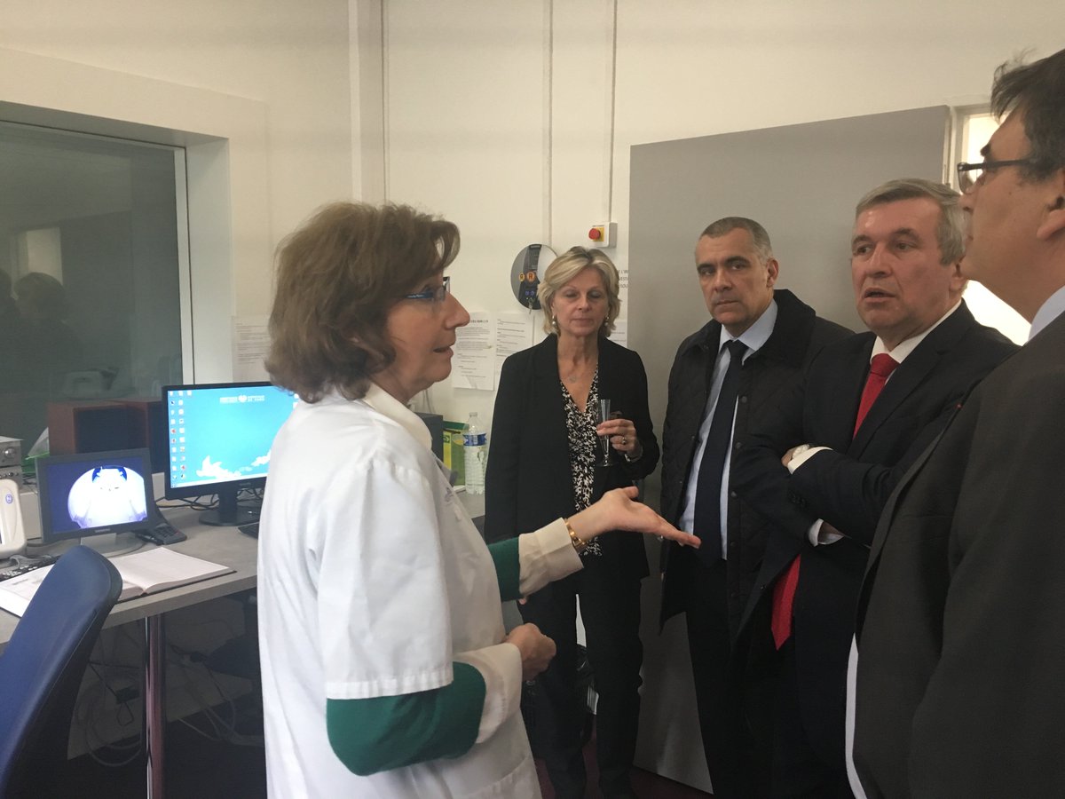 Hopital_Bicetre's tweet photo. Inauguration des locaux rénovés du service de radiologie adulte de Bicêtre : des espaces réaménagés pour le confort des patients et des professionnels et de nouveaux équipements de dernière génération #APHP https://t.co/tJFv3g1bjI