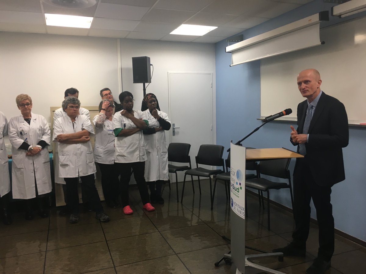 Hopital_Bicetre's tweet photo. Inauguration des locaux rénovés du service de radiologie adulte de Bicêtre : des espaces réaménagés pour le confort des patients et des professionnels et de nouveaux équipements de dernière génération #APHP https://t.co/tJFv3g1bjI