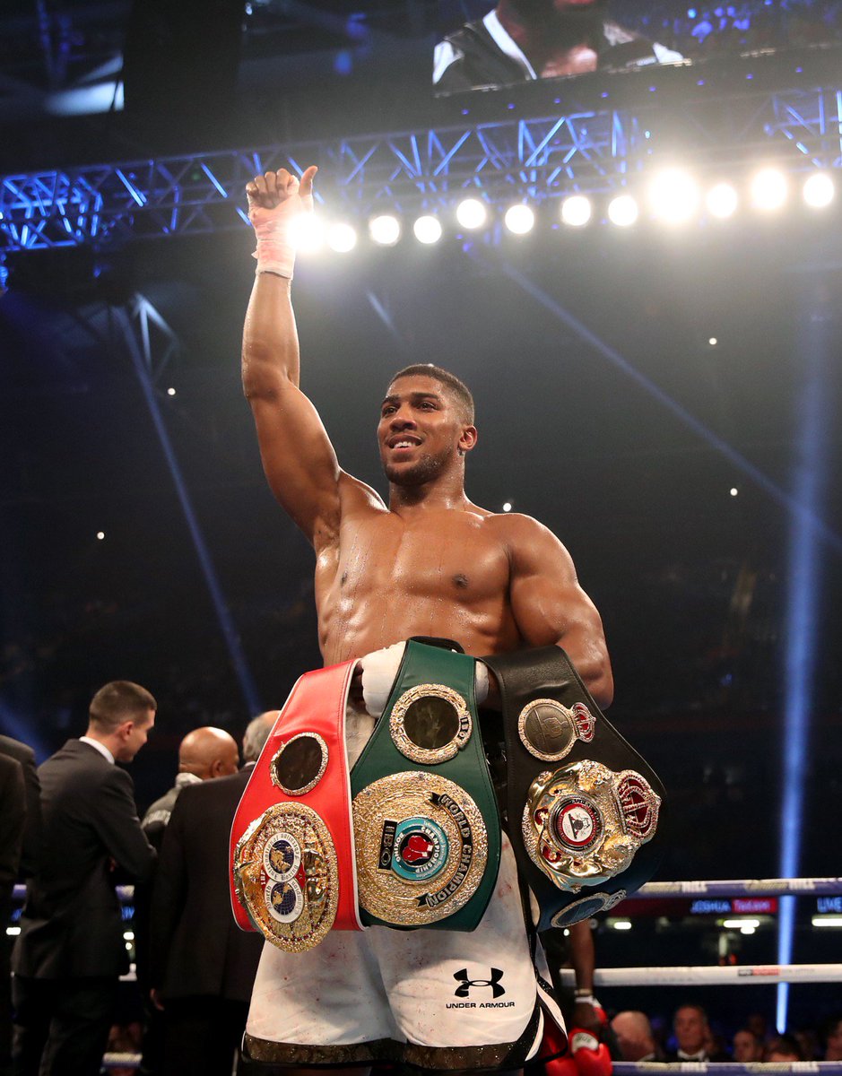 Ladbrokes's tweet photo. Now Joshua v Wilder is confirmed for 2018, who wins?!

🔄 AJ
❤️ Wilder

🥊 https://t.co/OMggcvyAbf