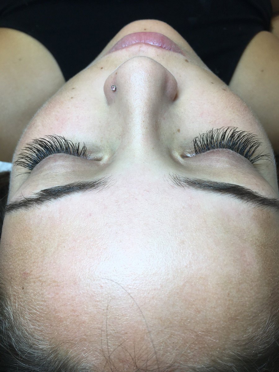 Amazing Lash Studio tweet media