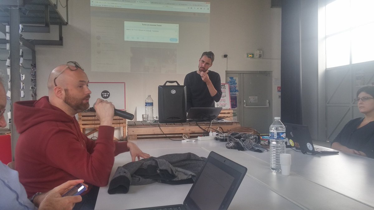 phbaud's tweet photo. Romain di Vozzo, manager #digiscope. "Ne pas confondre #falab et #tierslieu" @proto204
#ParisSaclay #communauté https://t.co/ahbBak9M3B