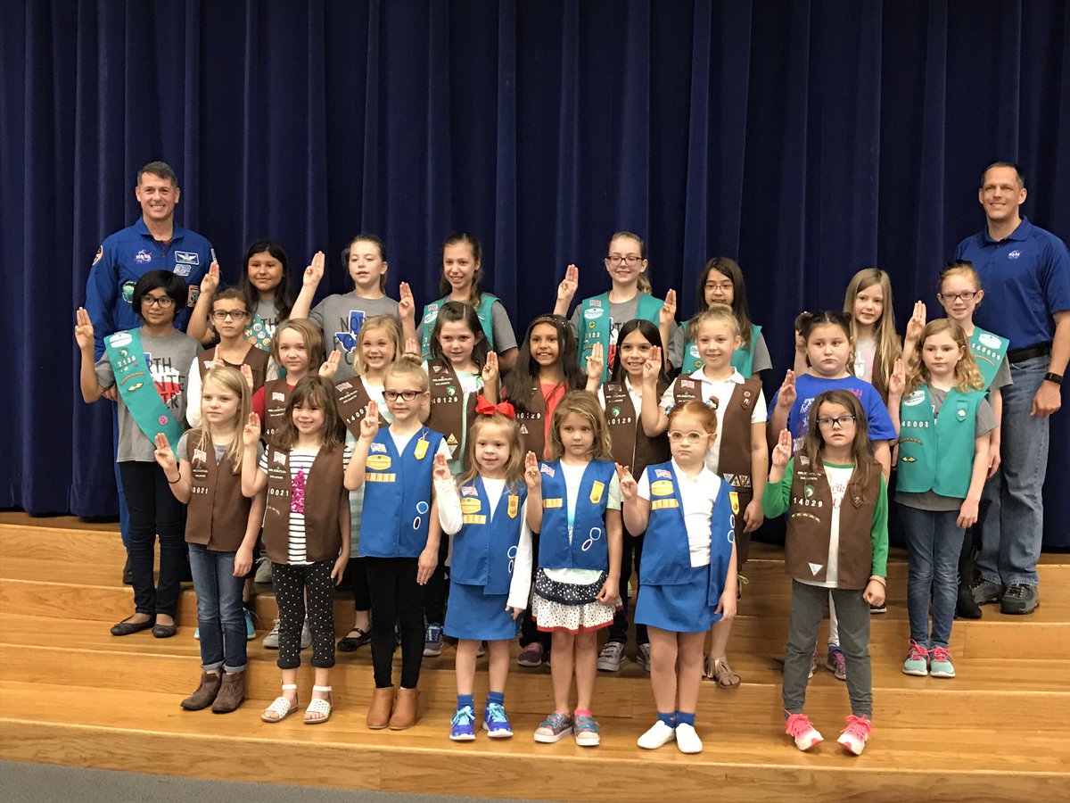 lisaklin's tweet photo. Great group of future leaders honoring our Veterans and 2 NASA astronauts. #nperockets #girlscouts #gssjc #stargazers https://t.co/Z3pTogXOyd