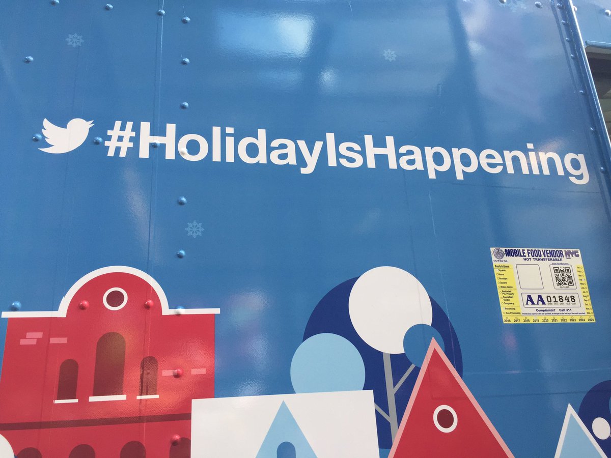 soyoungcity's tweet photo. #holidayishappening https://t.co/9AnKpmct4B