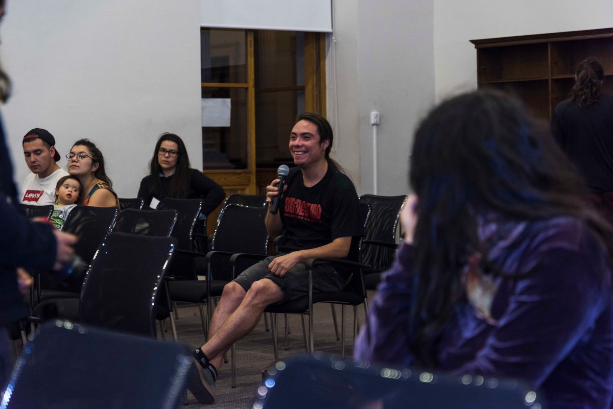cineindigena's tweet photo. Exhibimos en la @uchilecineteca como parte de la itinerancia nacional de la 11° Muestra Cine+Video Indígena #MUCIVI difundiendo el audiovisual sobre Pueblos Originarios 
Agradecemos al público y el buen conversatorio posterior. https://t.co/ZigkNYmTK0