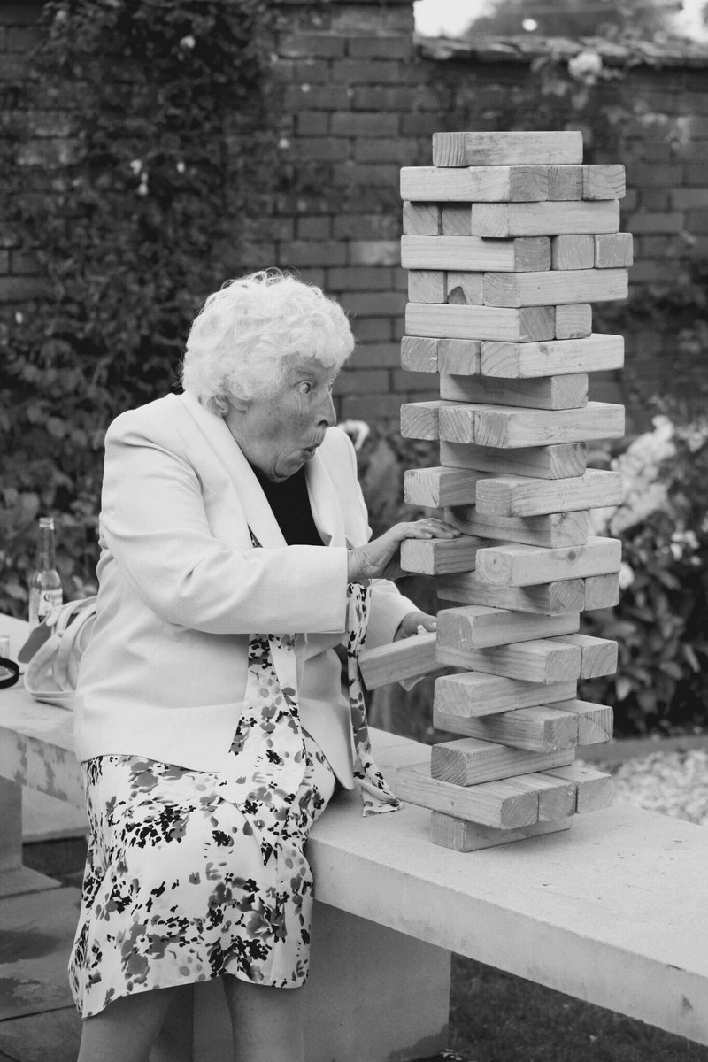 uptonweddings's tweet photo. Love this amazing pic from Chris Goodman Photography. What do you think the outcome was?? #toppled #stayedupright https://t.co/ARipsyXUKW