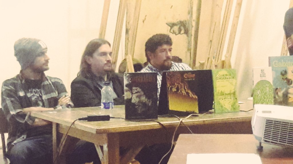 SHARPBALLco's tweet photo. Historias emergentes VI. Toda una experiencia a partir de las experiencias de esta titular. Gracias a Camilo, Gabriela, @arteasab y todo el mundo que lo hizo posible. Un honor. https://t.co/KEMGXNKdO4