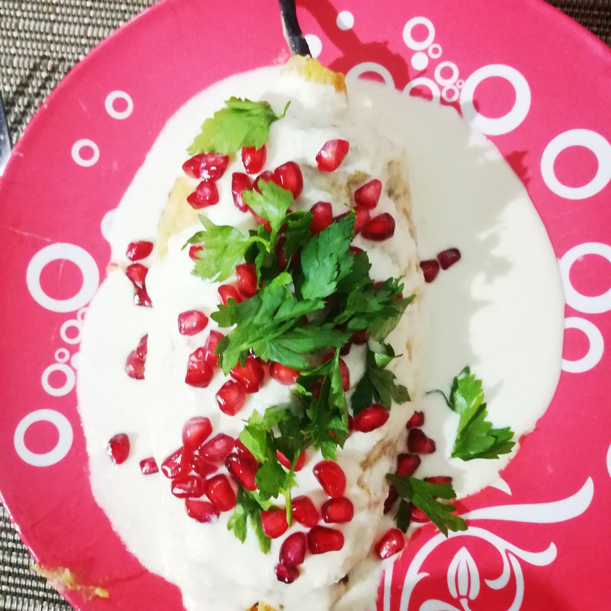 DrrxMex's tweet photo. #platilloTípico  #ChileEnNogada  delicioso #tradiciones #PUEBLA   #deliciaCulinaria https://t.co/IrdlzStjP0