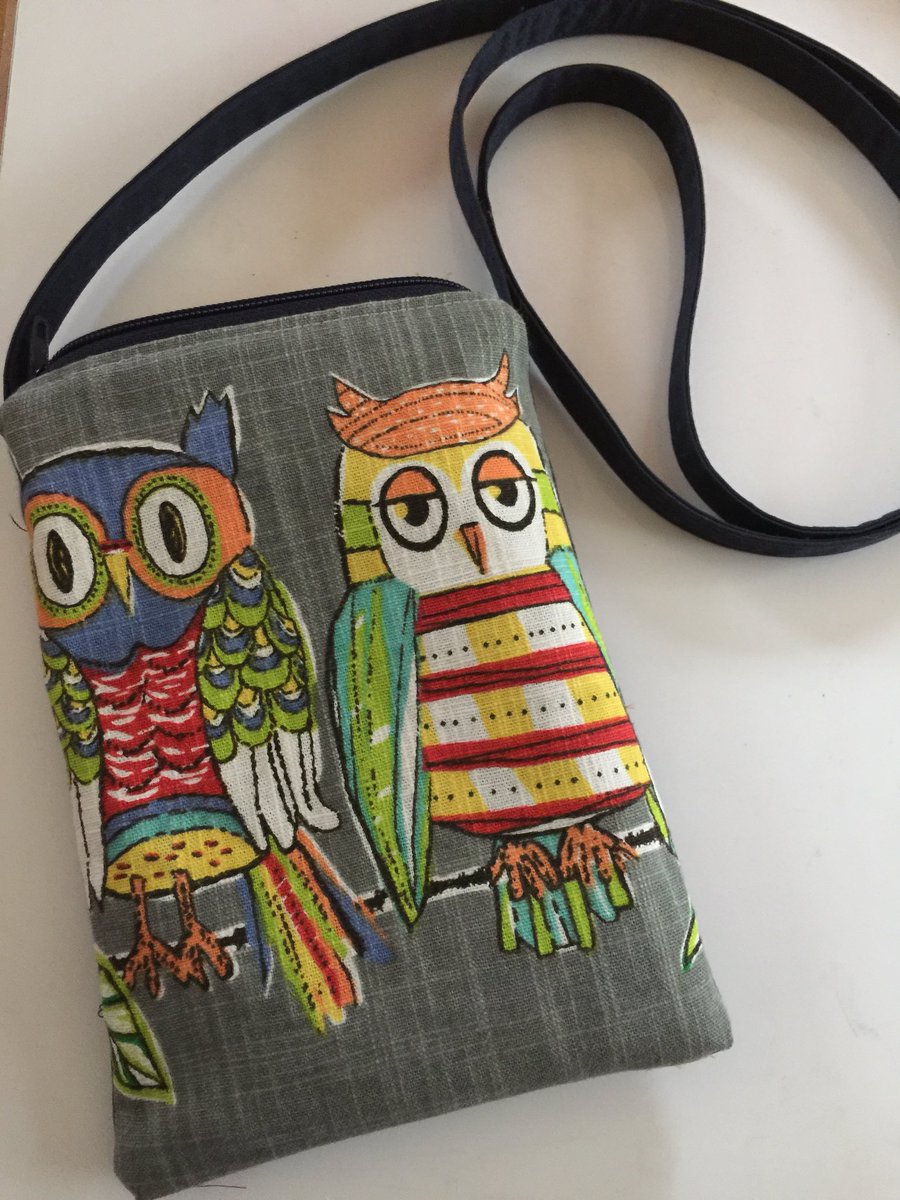 RaffLady's tweet photo. Celebrate my 75th Birthday. Shop at https://t.co/w9EONhXs9b 20% off #owl #cellphone pouch #etsygifts #purse https://t.co/p585DjiFDI