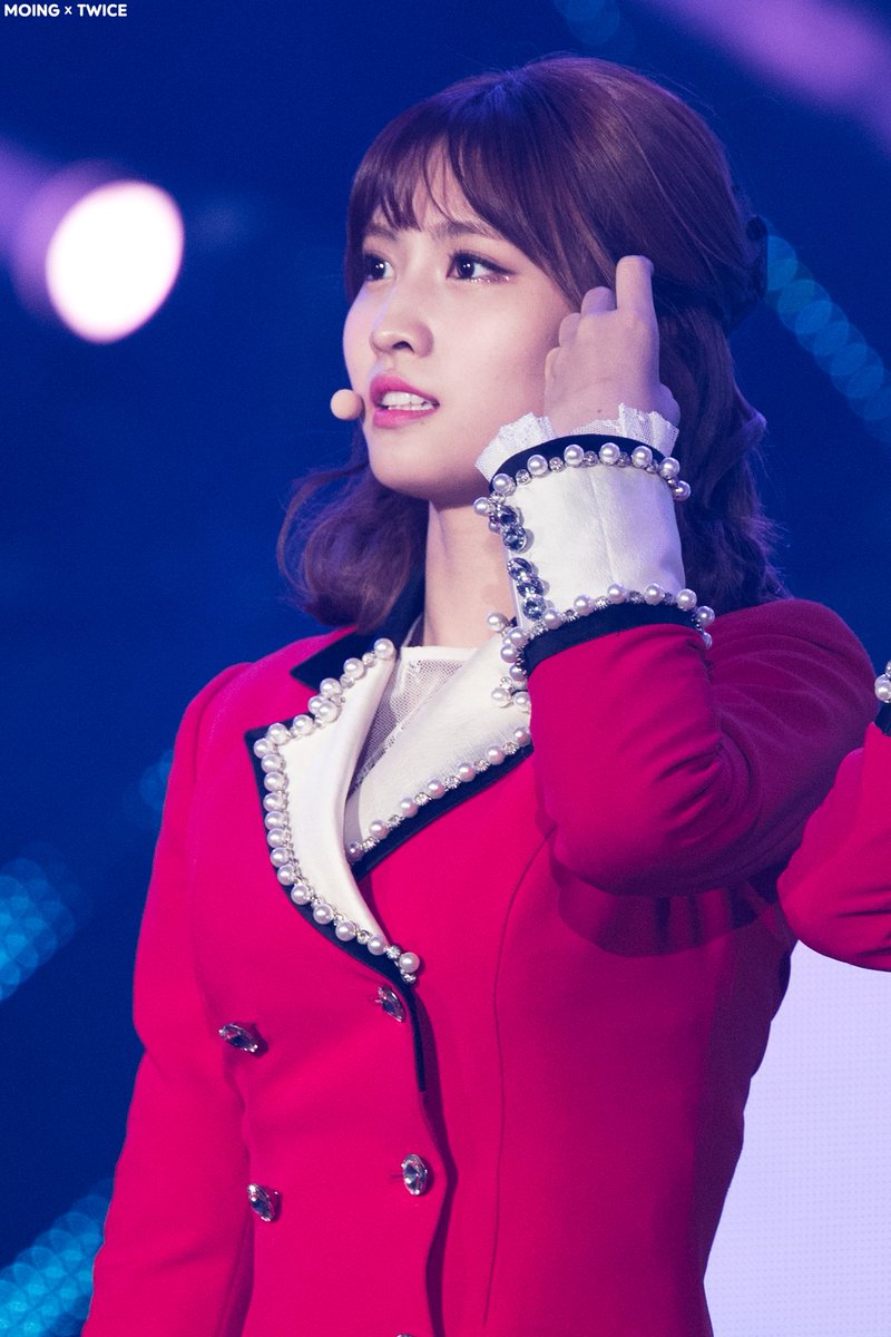 MoingXTwice's tweet photo. 171109 해피모모데이❤️
Happy Birthday😆
#MOMO #모모 #HappyMOMOday https://t.co/iepTDsQbi2