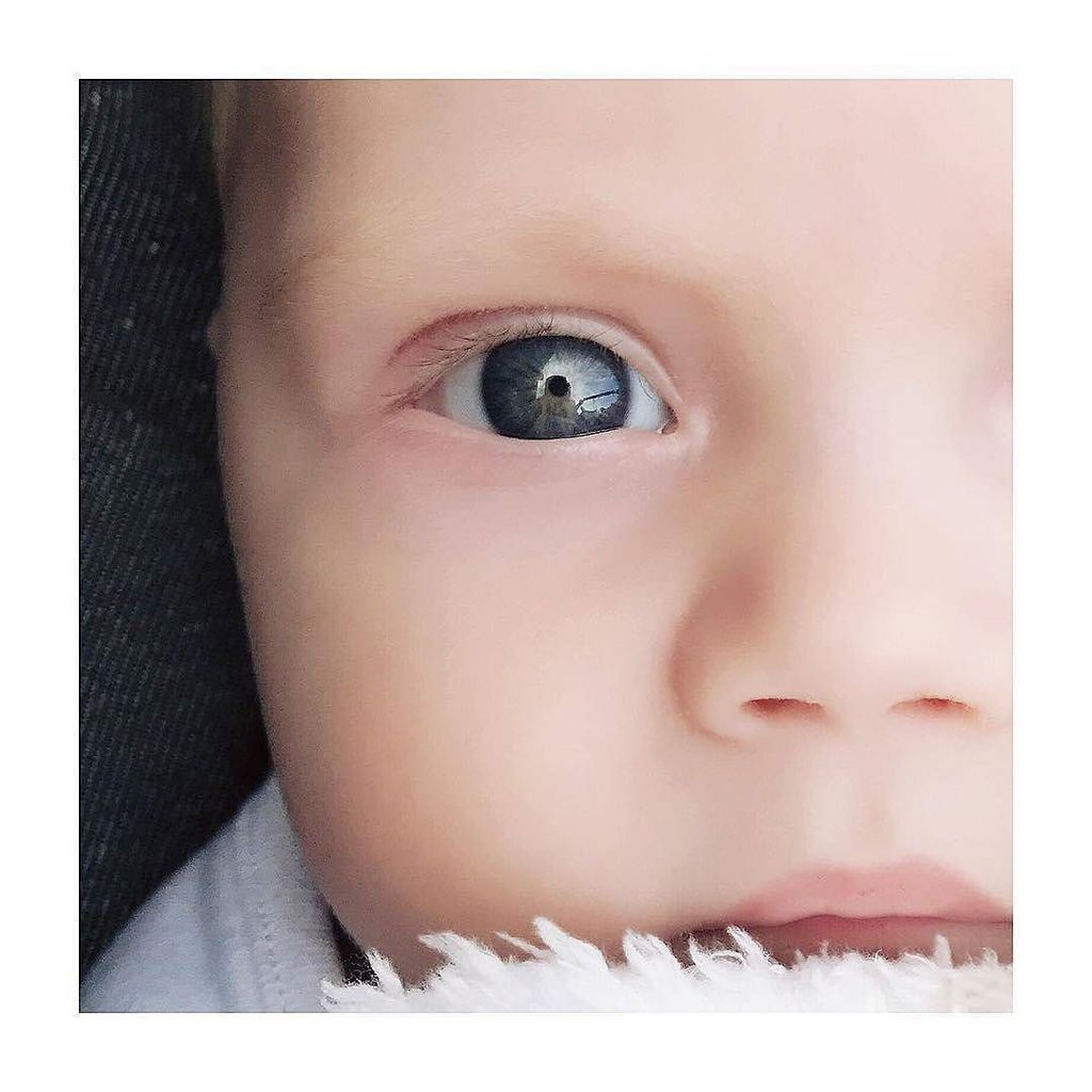 thePlatinumBaby's tweet photo. Beautiful eyes. ❤️❤️❤️
@papa.yoyo
#FunnyBaby #baby #babycute #babystuff #babyphoto #babyfashion #babymodel #babyst… https://t.co/R8qhRNYnlC https://t.co/aRnxGxetPs