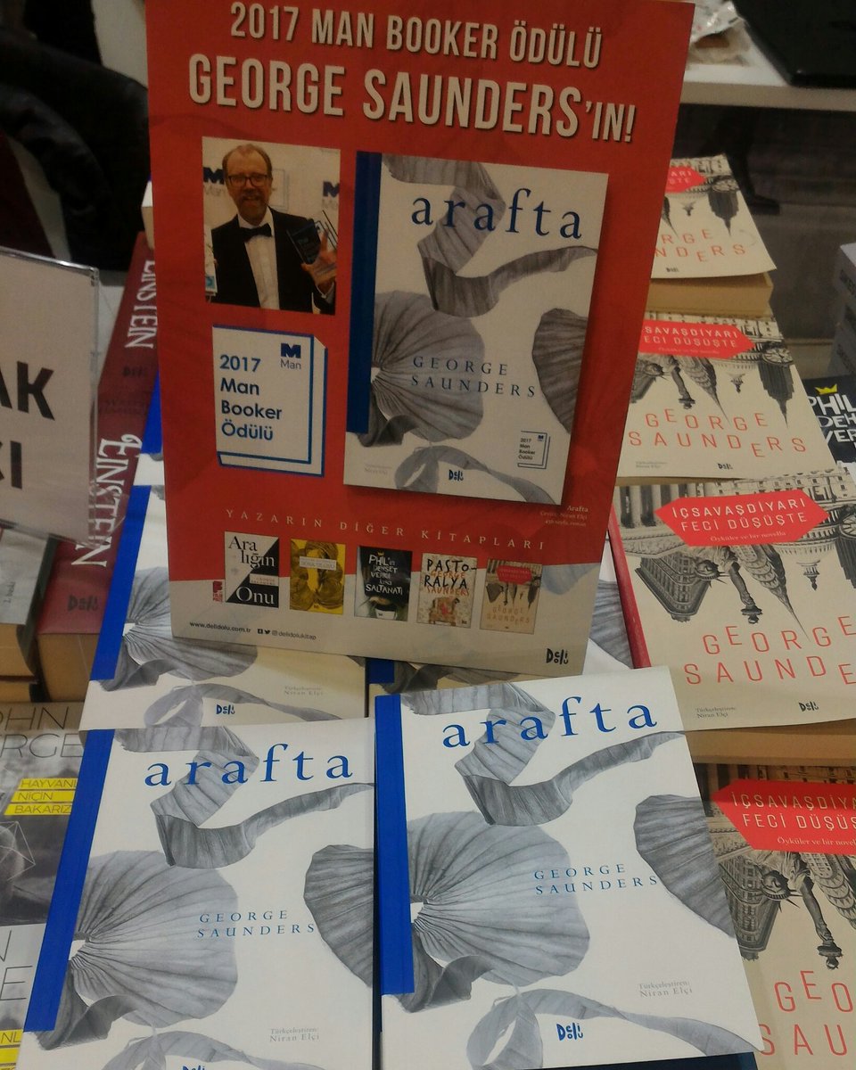 delidolukitap's tweet photo. Bu yıl George Saunders'a Man Booker Ödülü'nü kazandıran Arafta, İstanbul Kitap Fuarı'nın gözdelerinden.
#Arafta  #GeorgeSaunders #İstanbulKitapFuarı https://t.co/nr59pAl8yG