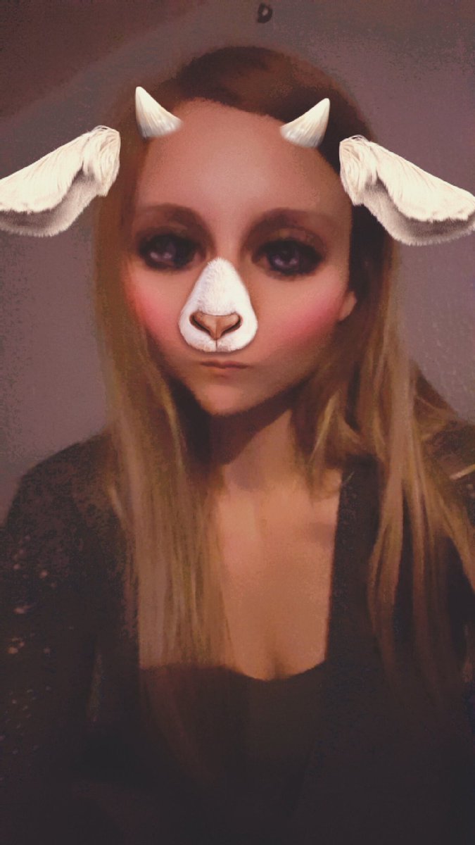 summerdawn05's tweet photo. That moment when your messing with Snapchat 😂🤣😂🤣 https://t.co/HN5RqrPOlg