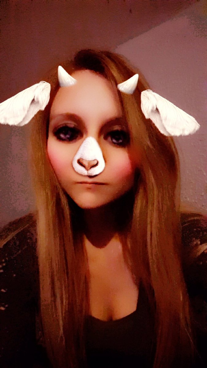 summerdawn05's tweet photo. That moment when your messing with Snapchat 😂🤣😂🤣 https://t.co/HN5RqrPOlg