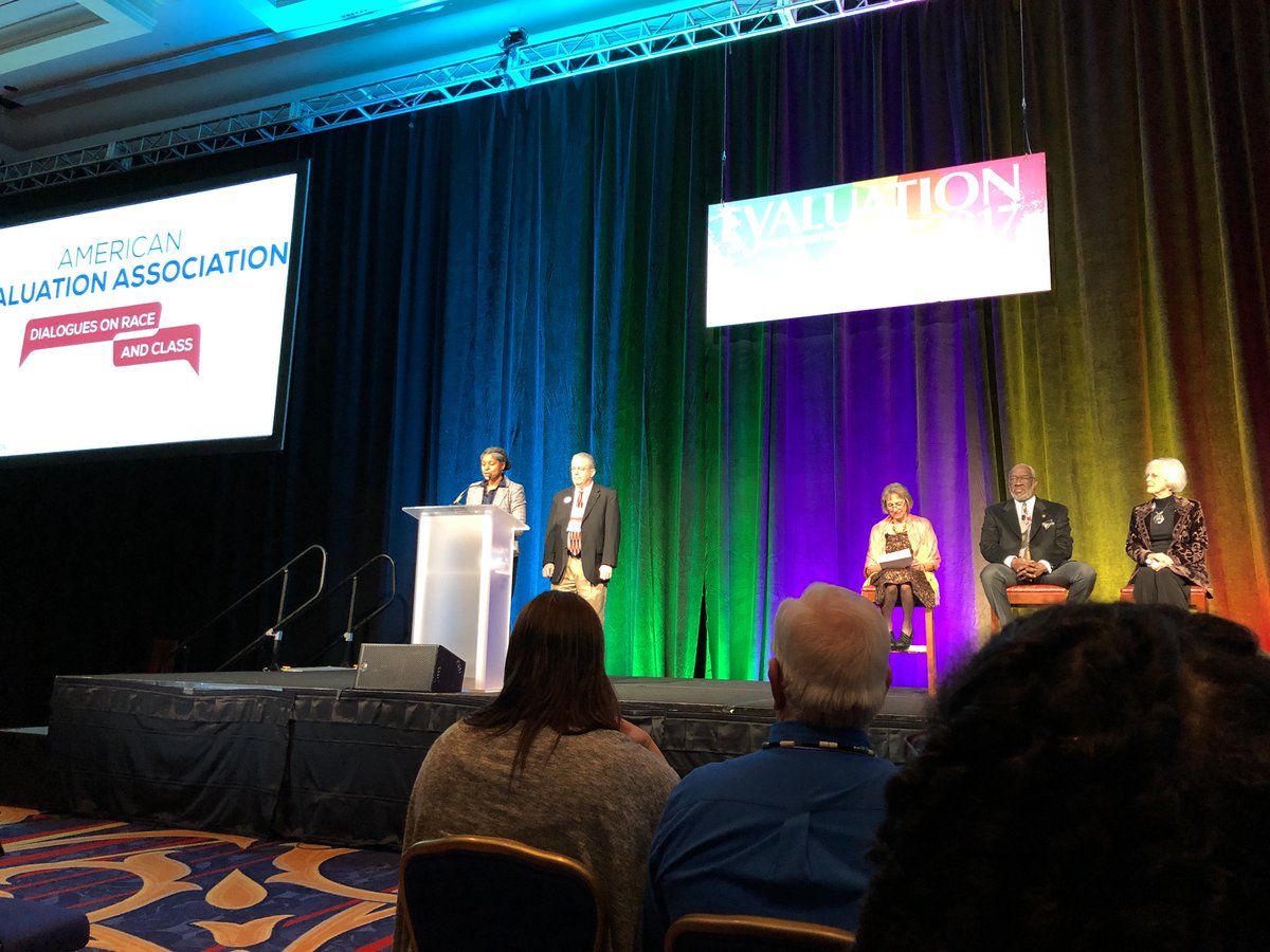 HarveySMU's tweet photo. Dialogue on race in class in America #AEA2017 #Evaluation https://t.co/4DNSqKHJtO