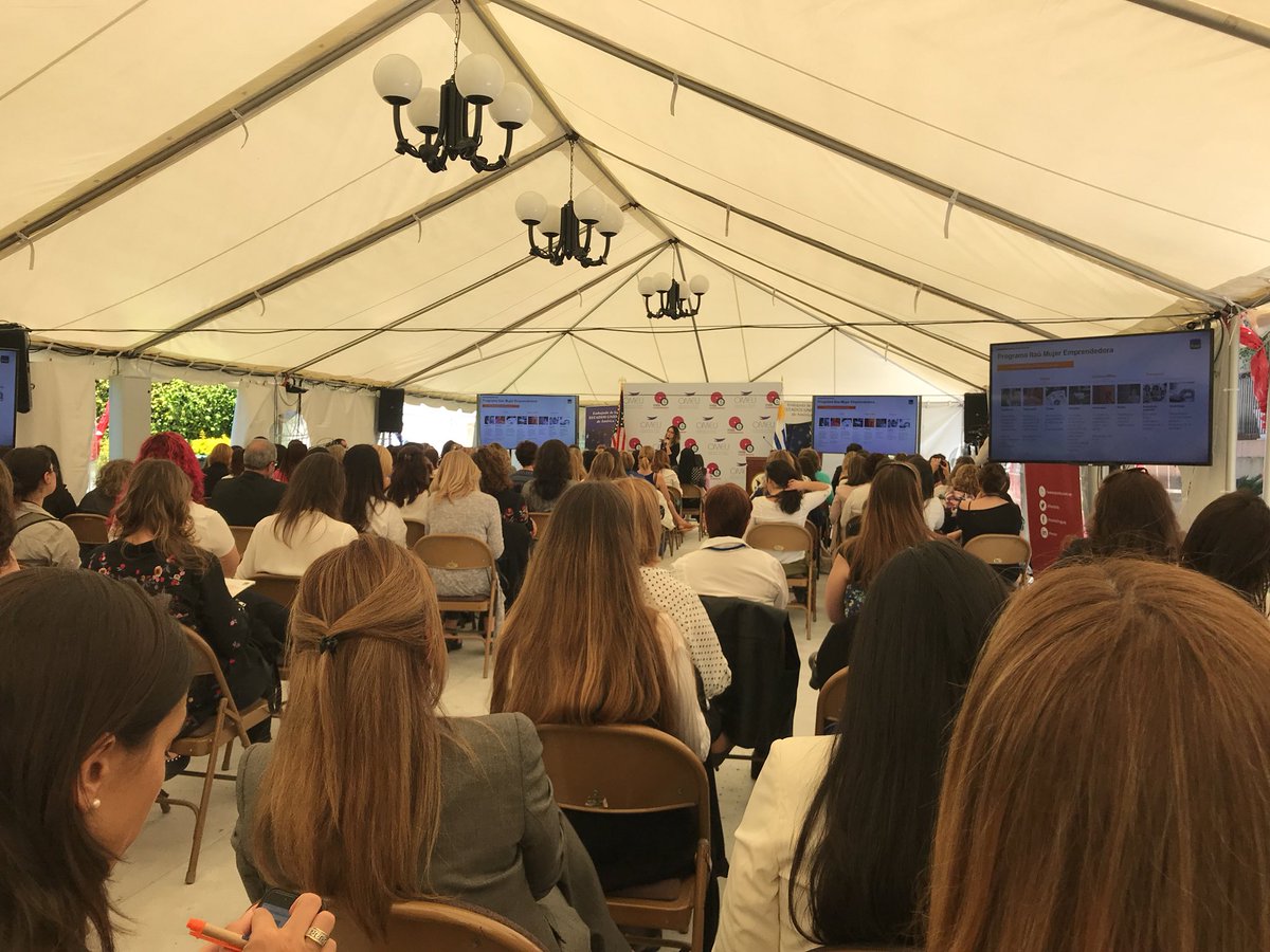 Excelente Anna Paula Nogueira de @Itaú Brasil con muchísima información de emprendedurismo femenino y sustentabilidad. <a href="/omeu_uy/">OMEU</a> <a href="/MsEmprendedoras/">Más Emprendedoras</a>