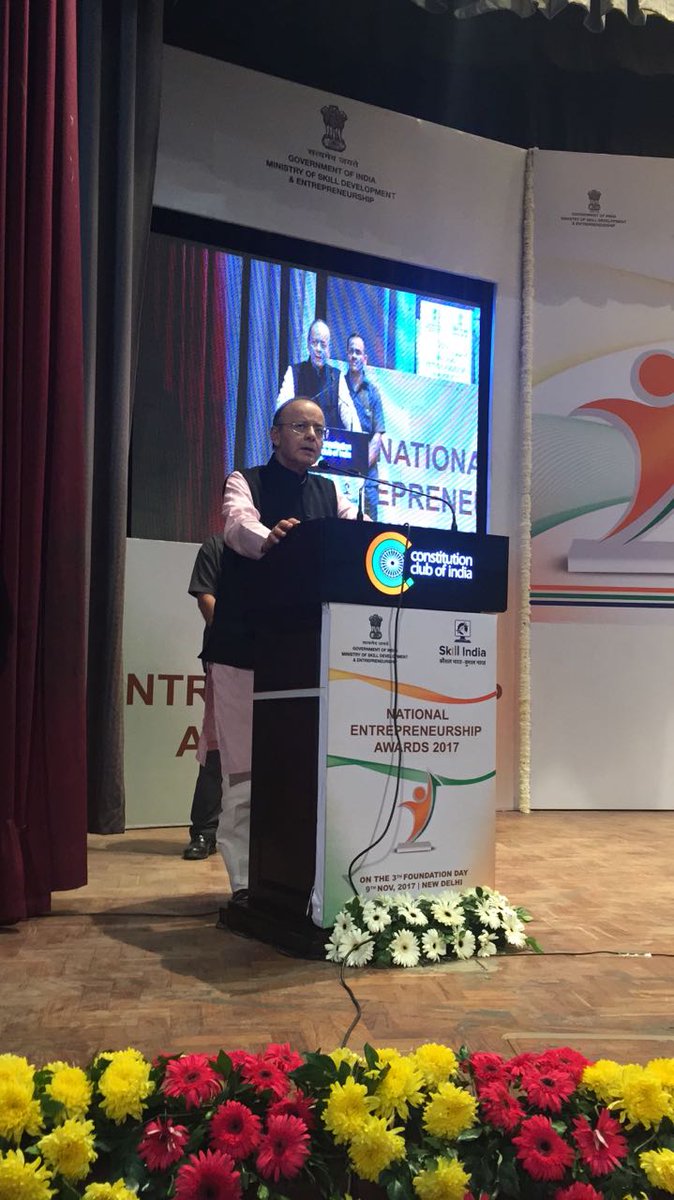 Youth4Entrprise's tweet photo. Hon'ble FM @arunjaitley shared his view on proper training. He believes that training is proportional to Indian economy's growth as he quotes 'As the economy grows those who have certified training, have jobs which are well paid and move up the economic ladder. #NEAS2017 https://t.co/RWipAjmGWp