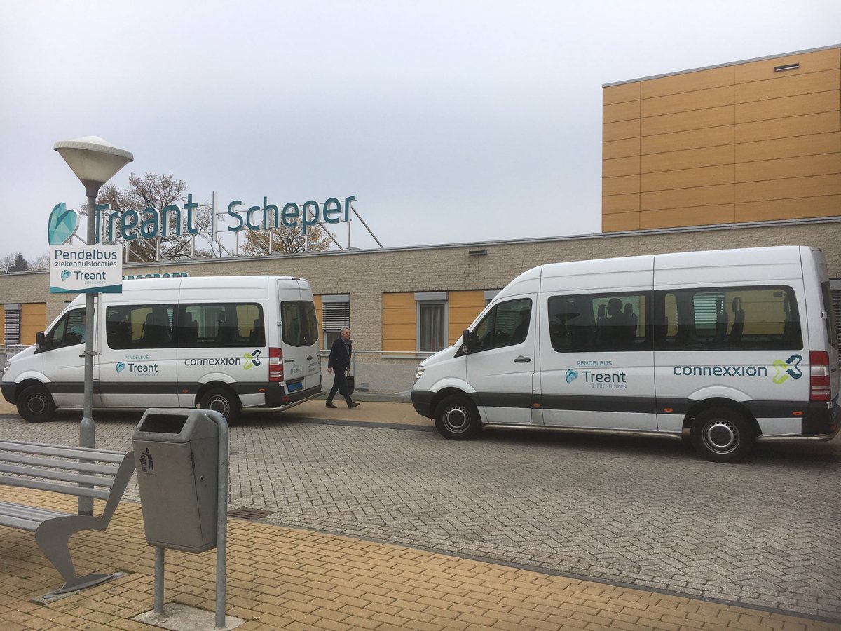 JanvanSelm's tweet photo. Beide @Treantzorg Pendelbussen om 12.00 in Emmen, verbinden ziekenhuizen  in Emmen, Stadskanaal en Hoogeveen https://t.co/kKbOPGB8g3