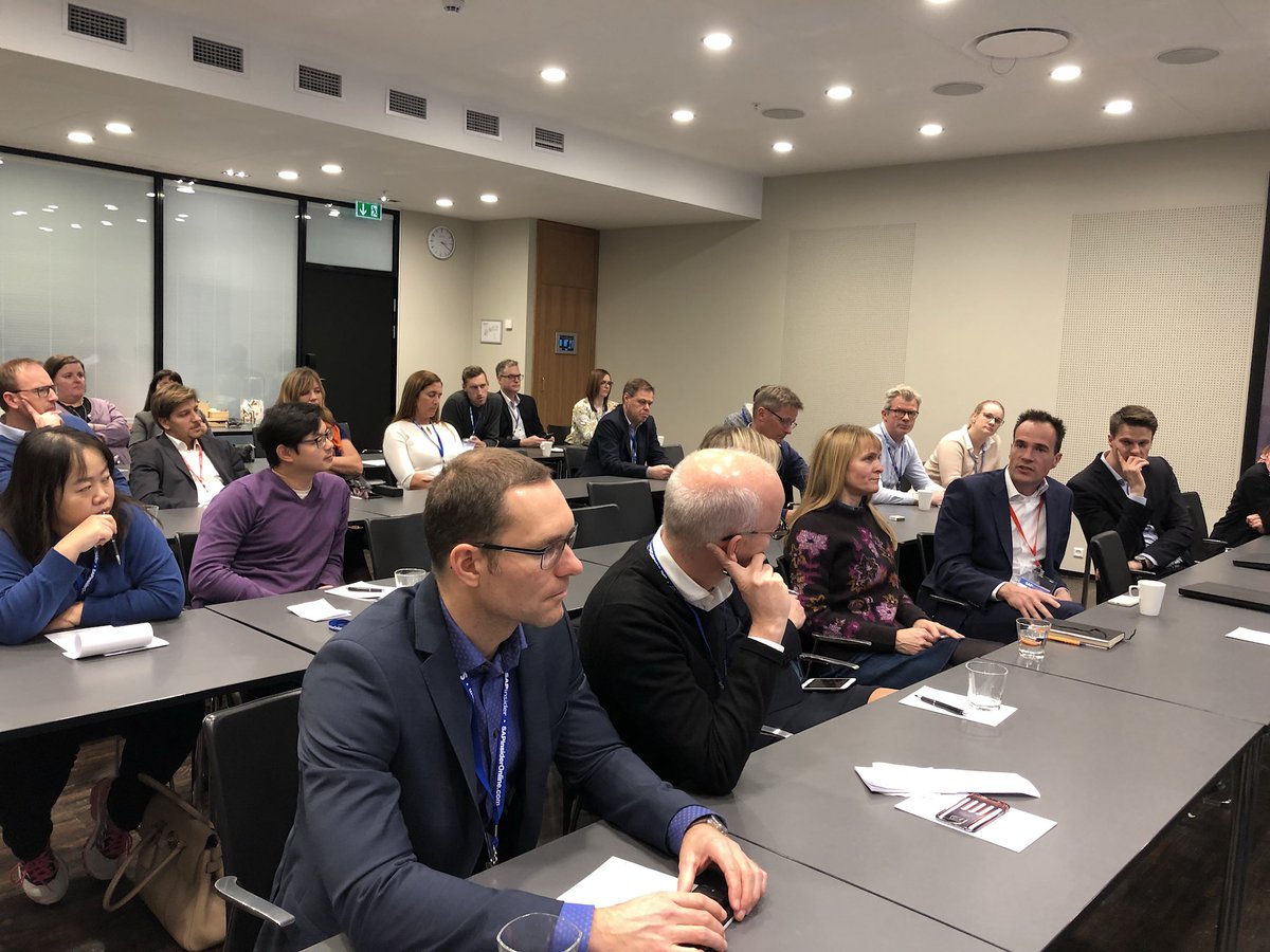 jeremymasters's tweet photo. @FransSmolders adding his perspectives on migrating to cloud HR in CPH at #HR2017 https://t.co/4ol5rIWV2M
